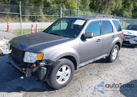 2012 Ford Escape Xlt z USA, uszkodzony, nr VIN 1FMCU9D74CKC35051